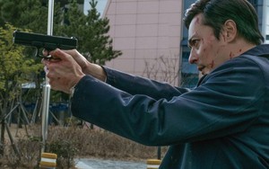 Jang Dong Gun tái xuất màn bạc với 'V.I.P' và chấp nhận rủi ro