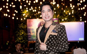 Giáo sư âm nhạc - có cần phải mua vui?