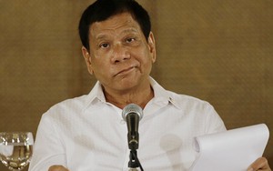 Tổng thống Philippines cho phép 'chống cự là bắn'