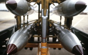 Thử bom hạt nhân B61-12, Mỹ răn đe sẵn sàng chiến tranh hạt nhân với Triều Tiên?