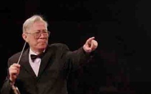 'Chân dung các nhạc trưởng' qua ống kính Nguyễn Đình Toán