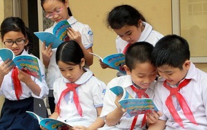 VIDEO: Tổng đài điện thoại bảo vệ trẻ em 111 hoạt động từ tháng 12