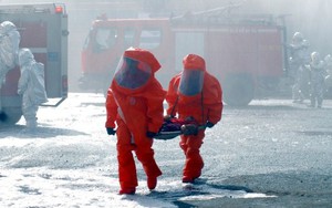 Toàn cảnh hơn 1.200 chiến sĩ 'chiến đấu' chống cháy nổ, rò rỉ hoá chất độc hại