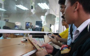 Tăng học phí đại học và nỗi lo cho sinh viên nghèo