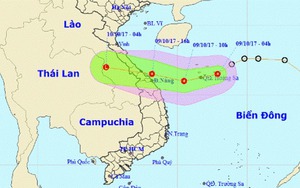 Tối nay áp thấp đổ bộ miền Trung, gió giật cấp 9 gây mưa lớn