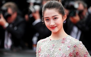 Quan Hiểu Đồng, bạn gái của Luhan: Ông Trời đã ban cho cô đủ thứ!