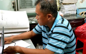 Bắt tạm giam hai cán bộ hải quan Hải quan cửa khẩu cảng Sài Gòn có hành vi buôn lậu