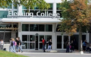 Hệ thống trường cao đẳng Canada tê liệt vì giáo viên bãi giảng