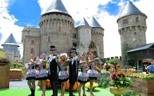 Du lịch lễ hội - sao cứ phải theo mùa?