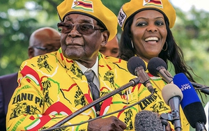 SỐC: Quân đội bắt giam vợ chồng Tổng thống Zimbabwe, phong tỏa Thủ đô Harare