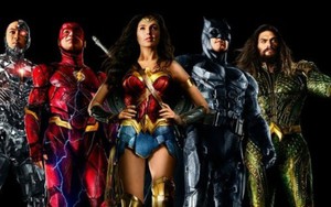 'Liên minh công lý' (Justice League) - siêu anh hùng bại trận!