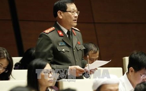 Tranh luận có nên yêu cầu Google, Facebook, YouTube... đặt máy chủ tại Việt Nam?