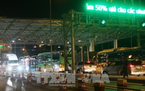 Trạm thu phí BOT Cai Lậy bất ngờ 'sống lại' vào nửa đêm
