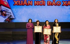 'Xuân nơi đảo xa' gửi hơi ấm từ đất liền đến hải đảo