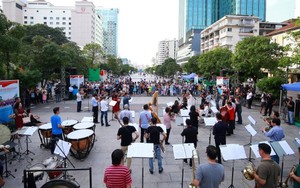 Happiness Concert 2018: Mang 'Giai điệu hạnh phúc' tới gần khán giả Việt