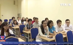 Tranh cãi xung quanh việc bỏ miễn học phí cho sinh viên sư phạm