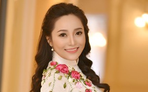 Ca sĩ Bạch Trà hát về 'Tổ quốc và Mẹ'