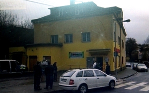 Một phụ nữ Việt bị cướp giết bằng dao ở Séc