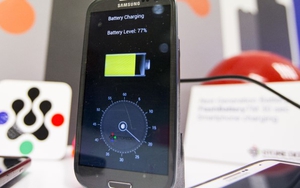 Khám phá mới giúp pin điện thoại, xe điện sạc nhanh hơn và bền hơn