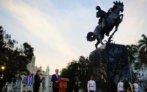 Khánh thành bức tượng anh hùng Jose Marti tại La Habana, thủ đô Cuba
