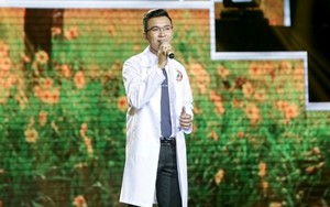 Tập 1 Thần Tượng Bolero: Cả Như Quỳnh và Quang Lê đòi ‘yêu’ bác sĩ ‘soái ca’ hát Bolero