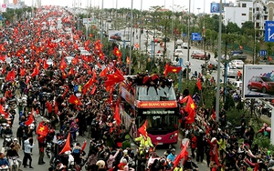 Đón U23 Việt Nam: Cần nghiêm trị những hành vi phản cảm, thiếu văn hóa