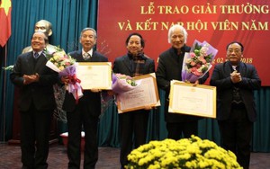 Trao giải thưởng Hội nhà văn Việt Nam 2017: Vui buồn lẫn lộn