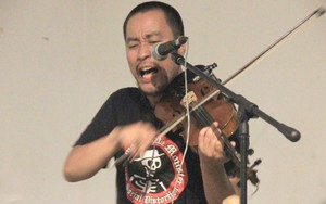 Nghệ sĩ Nhật biến tấu nhạc điện tử cùng đàn bầu Việt Nam