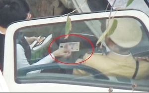 Đình chỉ công tác 20 cảnh sát giao thông Hà Nội nghi nhận tiền của người vi phạm