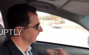 VIDEO: Tổng thống Syria tự mình lái xe vào 'chảo lửa'