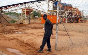 Lượng kim cương trị giá 15 tỷ USD không cánh mà bay