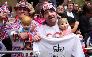 Công nương Kate sinh bé trai 3,8 kg, 5 điều thú vị Hoàng gia Anh chào đón thành viên mới