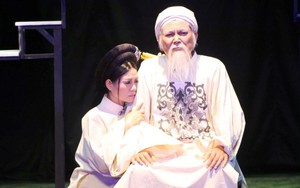 Nhìn lại Liên hoan Sân khấu kịch nói toàn quốc 2018: Tiếc cho 'Bạc' già, buồn vì 'Bạc' non