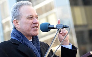 Tổng chưởng lý New York, người đấu tranh cho phong trào #MeToo từ chức vì... quấy rối tình dục