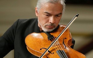 Stéphane Trần Ngọc và những cây đàn đặc biệt