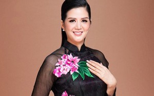 Đinh Hiền Anh hát 'Đêm ả đào' trong show thời trang của Hoàng Hải ở Cannes