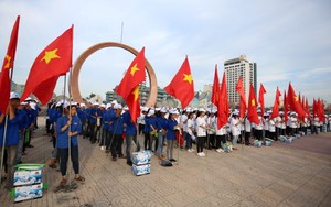 Hơn 1.000 thanh niên tham dự lễ ra quân chiến dịch 'Biển Việt Nam xanh'