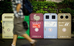 Thán phục tái chế rác thải nhựa phong cách Nhật Bản