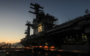 Xưởng đóng tàu Hải quân Mỹ liên tục nhận đe dọa bí ẩn