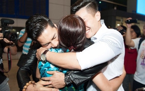 Mẹ và vợ Quốc Cơ - Quốc Nghiệp luôn lo lắng khi hai 'hoàng tử xiếc Việt' thi đấu