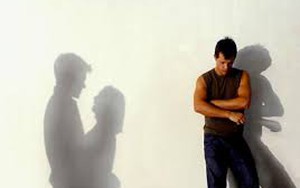 Những người vợ phản bội