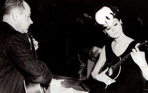 Ca khúc 'Moon River': Sông quê, quả dại và kí ức trong veo