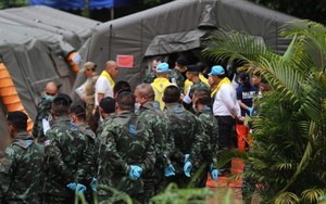 Một chiến dịch giải cứu gay cấn khác bên ngoài hang Tham Luang