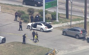 Mỹ: Xả súng trên đường phố ở thành phố Dallas