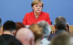 Thủ tướng A.Merkel đã 'biến mất' 1 tuần, lịch làm việc tháng 8 vẫn để trống