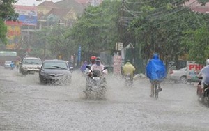 Bão số 4 giật cấp 11 đang mạnh thêm, Bắc Bộ ngày nắng, chiều tối và đêm nay mưa rào