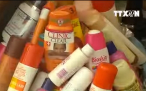 Báo động tình trạng lạm dụng kem trắng da ở châu Phi