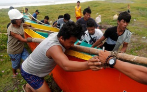 Siêu bão Mangkhut đổ bộ Philippines, hàng vạn người phải sơ tán khẩn cấp