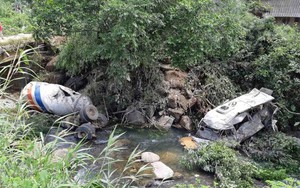 Va chạm với xe bồn, xe khách rơi xuống vực sâu làm 15 người thương vong