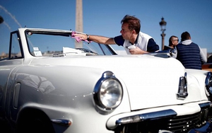 Triển lãm ôtô Paris 2018 hứa hẹn 'lộ sáng' nhiều mẫu xe điện mới và những 'cái bắt tay'